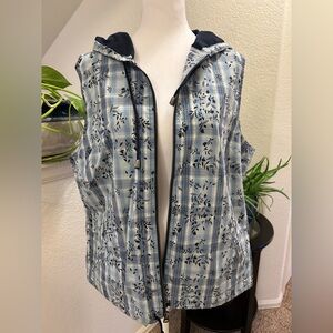 Christopher Banks Zippered Preloved Hooded Vest, Size XL